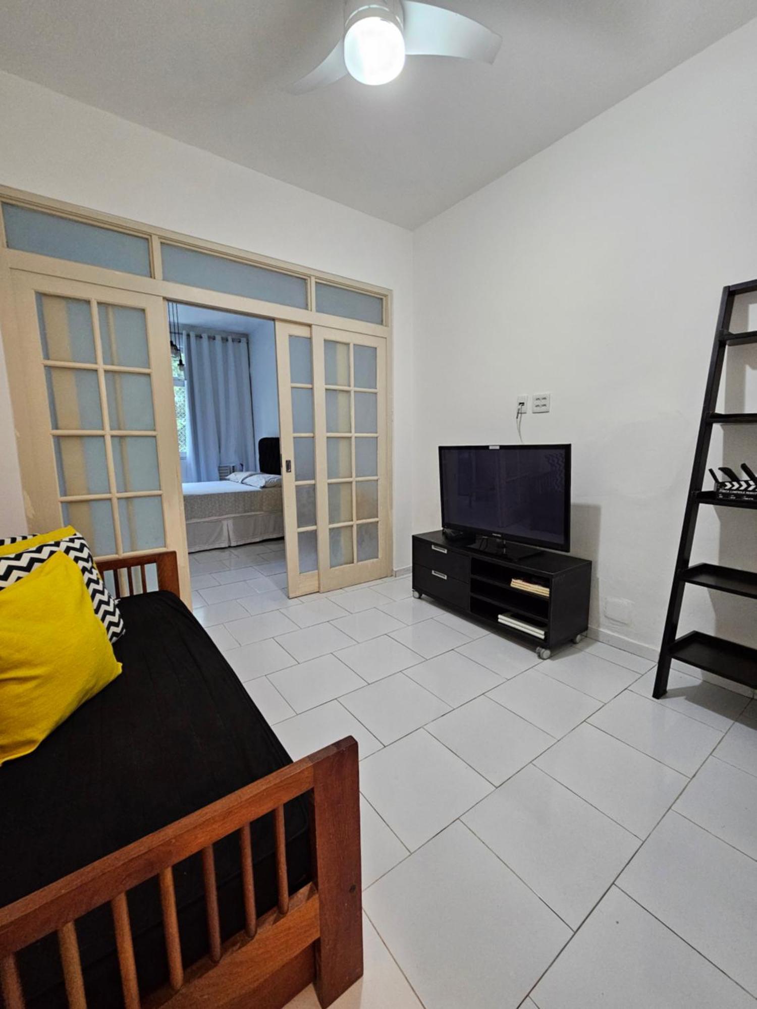 Baixo Copacabana Rua Bolivar 里约热内卢 外观 照片